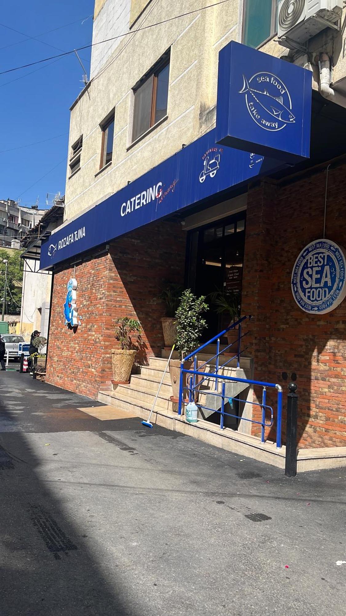 Evis House Daire Tiran Dış mekan fotoğraf
